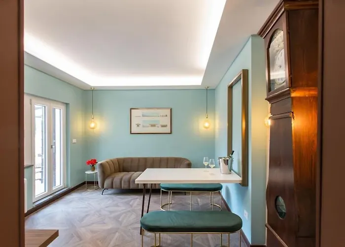 Frangipane 31 Monti Terrace
